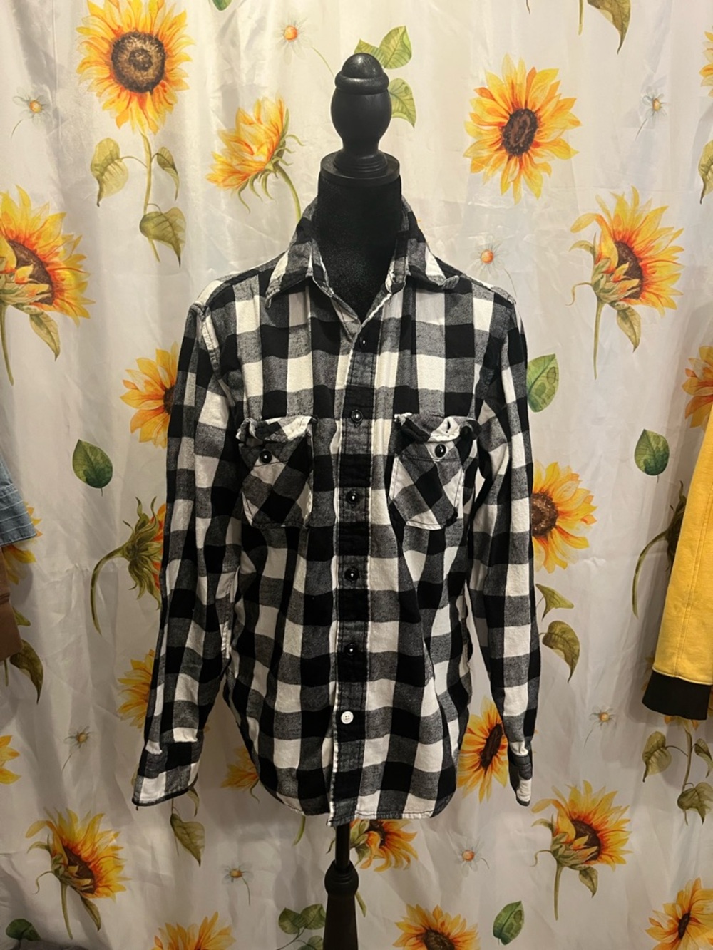 Arizona Jean Company Black and White Plaid Shirt